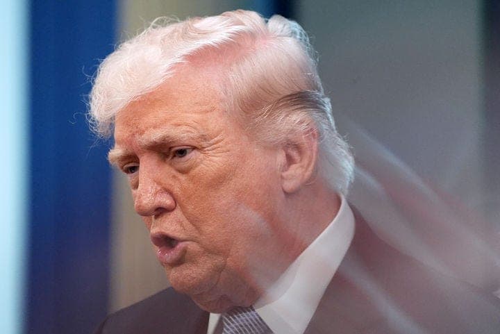 트럼프-이란, 파키스탄 중재로 '2주 휴전' 극적 합의…호르무즈 개방 조건