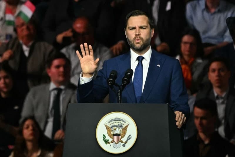 美 밴스 부통령 "휴전 상태 매우 취약…트럼프, 빠른 진전 원해"