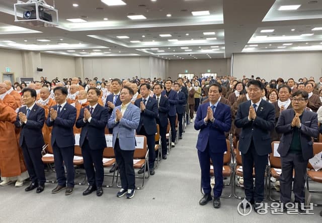 조계종 "금강산 다시 열리길" DMZ서 남북평화 기원 법회…관광 재개 촉구