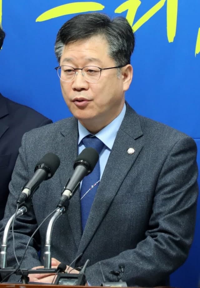 안호영 "당 결정은 끝났지만, 정치 기준은 도민이 결정한다"