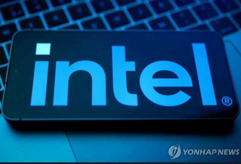 인텔, 머스크 AI 반도체기지 '테라팹' 합류…주가 장중 4%↑