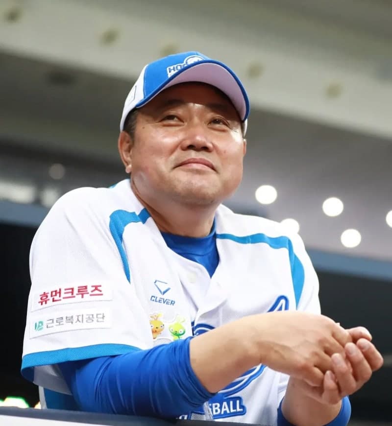 양준혁, 정계 진출설 공식 부인 "정치 입문 생각 전혀 없어"