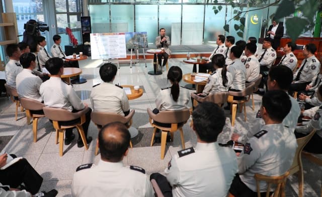김진태 강원지사, "소방공무원 임용부터 퇴직까지 책임진다" 복지정책 확대