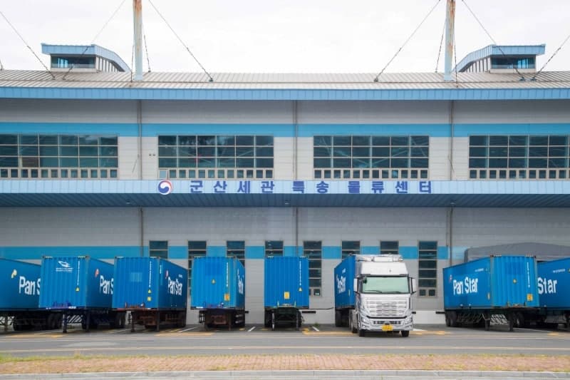 군산항 특송화물 통관장, 물동량 934만건 증가에 시설 확충 추진