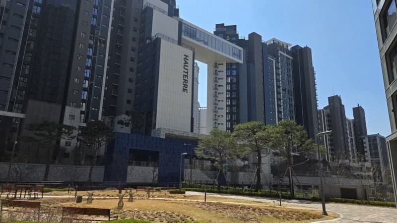 베일 벗은 첫 '오티에르 반포', "단순 주거 넘어 삶의 깊이 더한다"