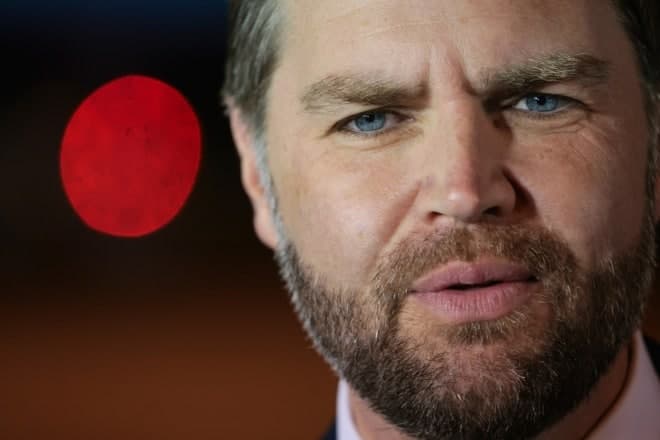 美 부통령 "이란, 합의 깨면 심각한 대가" 경고…이란 "이스라엘이 위반" 재봉쇄 카드