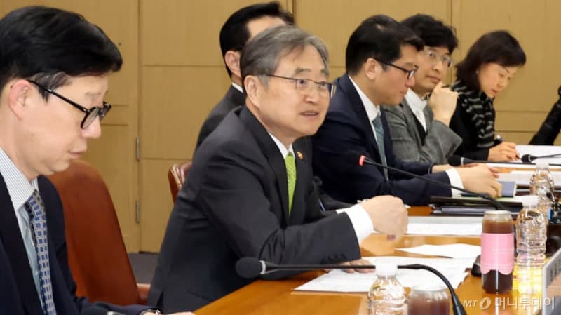 조현, 오늘 저녁 이란 외교장관과 통화…"중동戰 휴전에도 여전히 어려워"