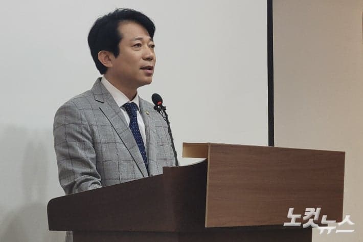 이강일 "당원명부 유출 알려…경선 불공정 개입 없다" 해명에도 민주 충북 경선 혼란 여전