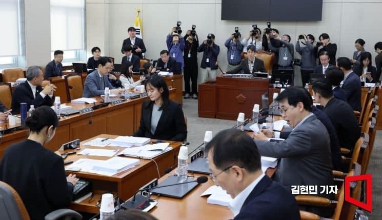 개혁진보4당 "정치개혁 법안 즉각 처리해야"…국민의힘 "정쟁의 장으로 만들어" 비판