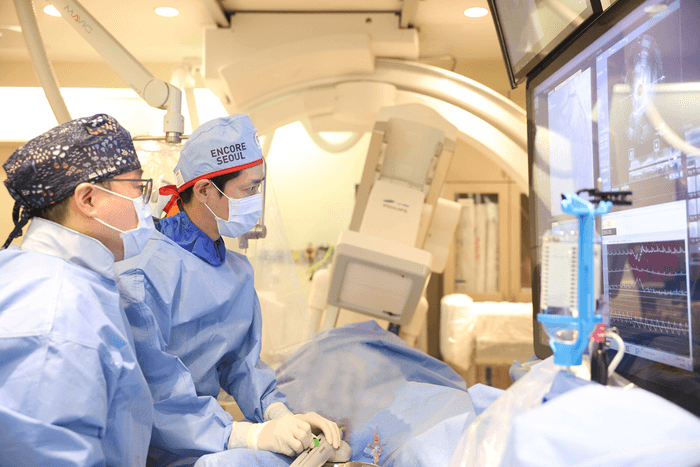 삼성서울병원, 국내 최초 '궤도형 죽종절제술' 성공…"딱딱한 혈관 정밀 제거"