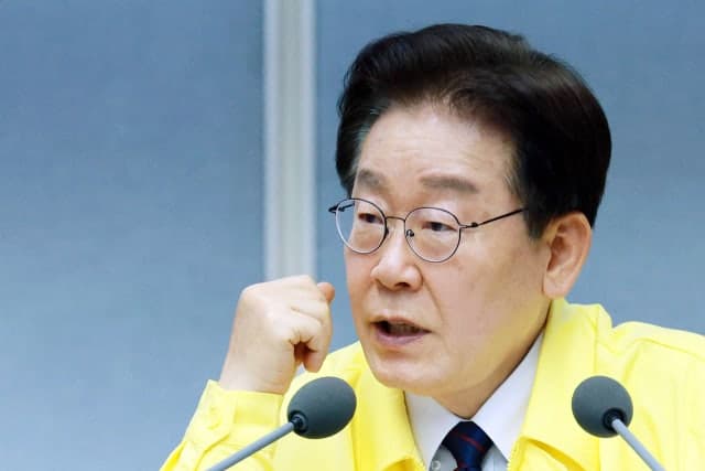 이 대통령 지지율 69% 최고치 유지…민주 47%·국힘 18%