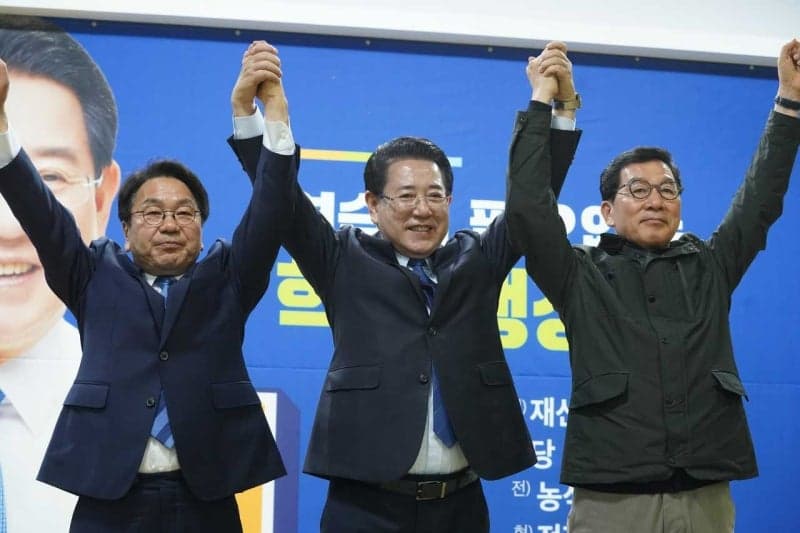 신정훈·강기정, 김영록 지지 선언 "경선 승리 힘 모으자"