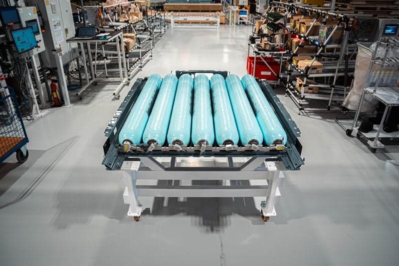 BMW, 'iX5 하이드로젠'으로 수소차 주행거리 750km 확보하며 차세대 수소 저장 기술 공개