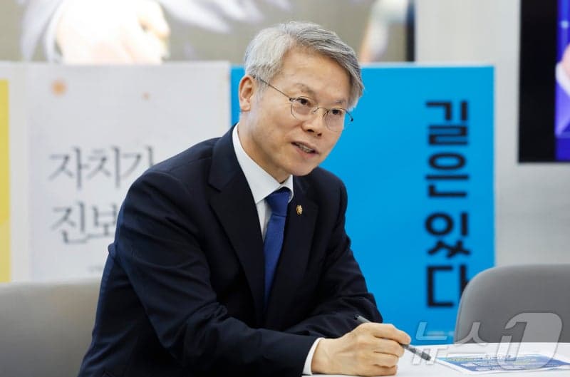 민형배 "무안, 공항·산업·에너지 결합 미래복합도시로 육성"