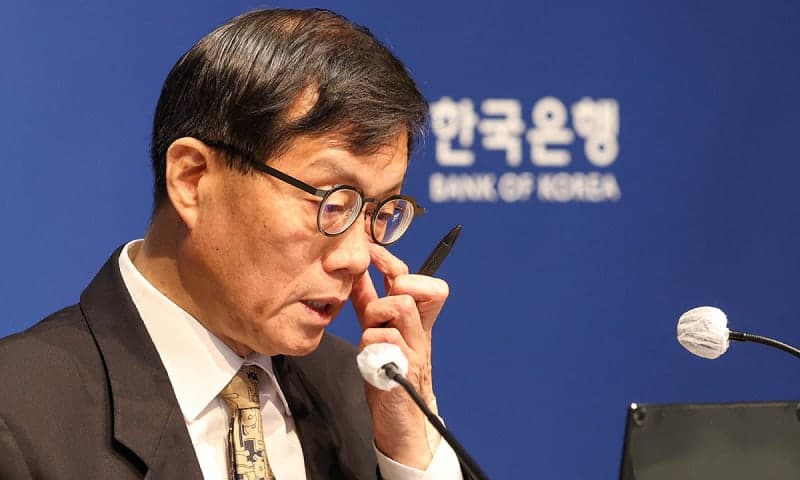 이창용 "환율, 과거와 비교 벗어나야…원화 약세 구조화 동의 어려워"