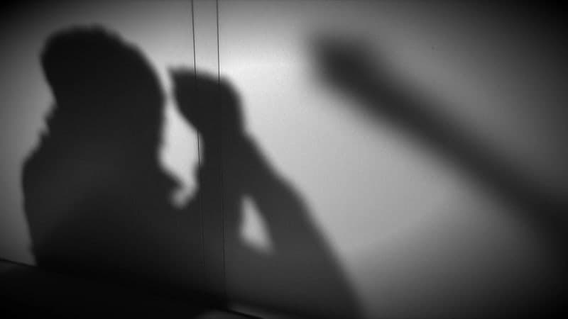 발달장애 초등생 상습 학대 40대 긴급체포, 말리던 엄마도 폭행