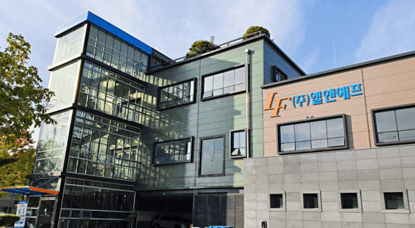 엘앤에프, 日 미쓰비시케미컬과 음극재 합작사 설립 중단 "대외 정책·업황 변동"