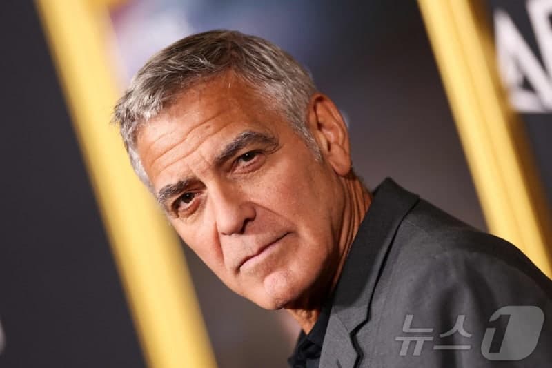 조지 클루니 "트럼프 전쟁범죄" 직격에, 백악관 "네 연기가 전쟁범죄" 조롱