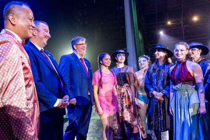 주한 캐나다 대사·퀘벡 대표, 에버랜드서 양국 콜라보 서커스 관람 "완성도 놀랍다" 극찬