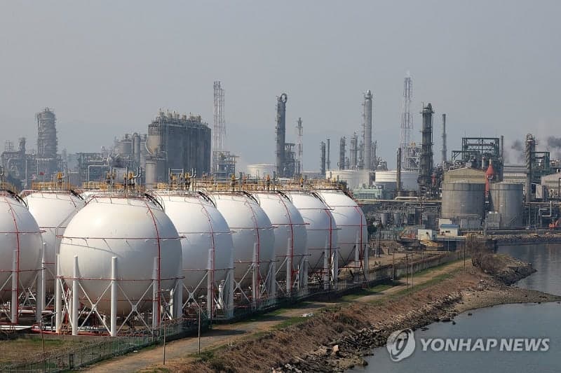 산업부 추경 1.1조 확정…석유·나프타 등 공급망 안정 사업 집중