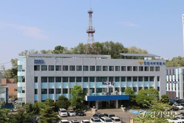 인천서 부모 차 몰래 몰던 10대, 택시와 '쾅'…현장 검거