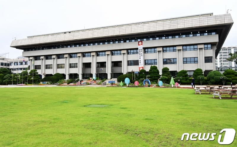 인천시, 올 하반기부터 75세 이상 어르신 '버스·지하철 무임' i-실버패스 시행