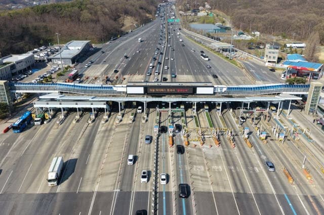 경기도, 서수원~의왕 고속화도로 의왕TG에 '다차로 하이패스' 설치…정체 완화 기대