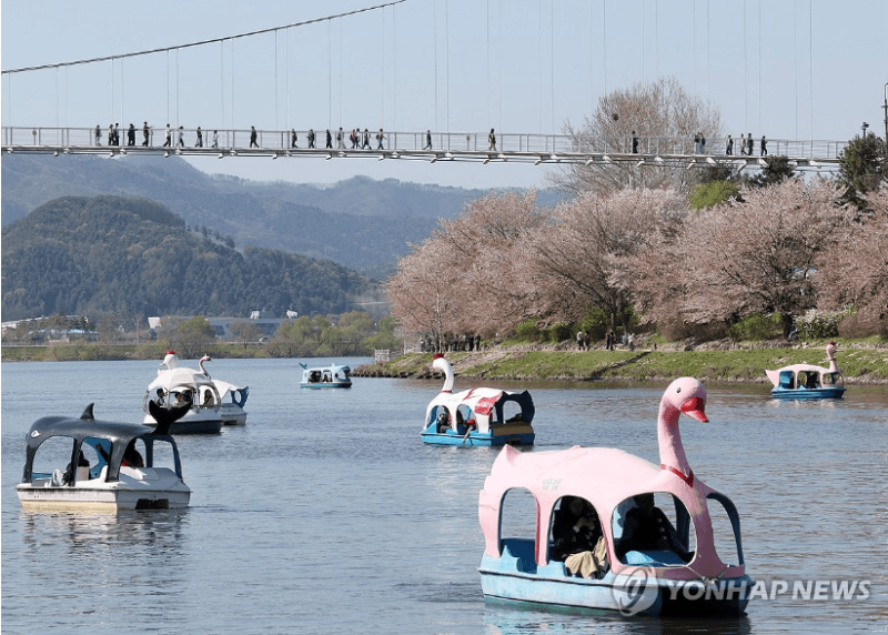 벌써 여름?…대전 등 내륙 곳곳 한낮 최고 '26도' 때이른 더위