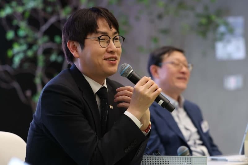 재보선 최대 15곳, 조국 평택을 출마 유력…한동훈 “읽기 쉬운 마음” 부산북갑 무게