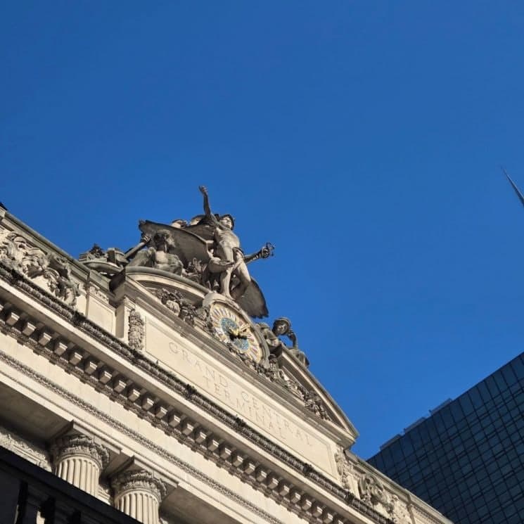 뉴욕 지하철역서 흉기 난동, 3명 부상…용의자 경찰 총격에 사망