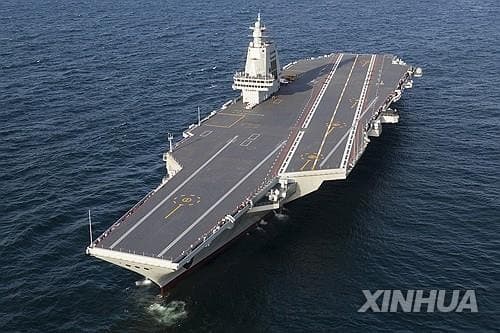 中 항공모함 푸젠함 원양 훈련 예고…대만, 봉쇄 대비 훈련으로 맞불