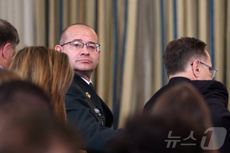 모사드 차기 수장에 '네타냐후 복심' 고프만 임명…"미성년자 공작 투입 논란"