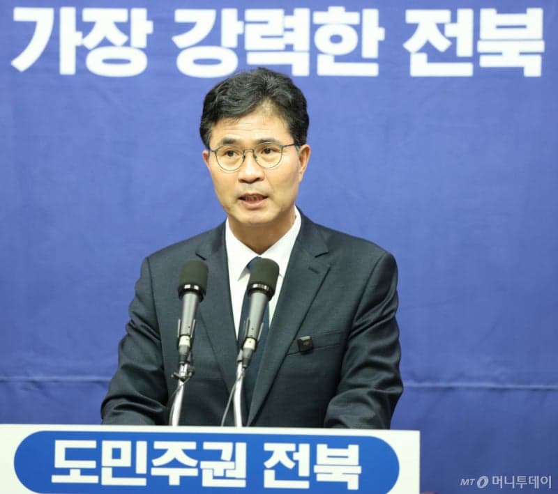 이원택 "김관영·안호영과 단일팀 구성 노력…도민주권선대위로 통합 선거 치를 것"