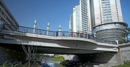 단종 부부 이별한 '영도교'에 낙서한 50대 남성 구속영장 신청