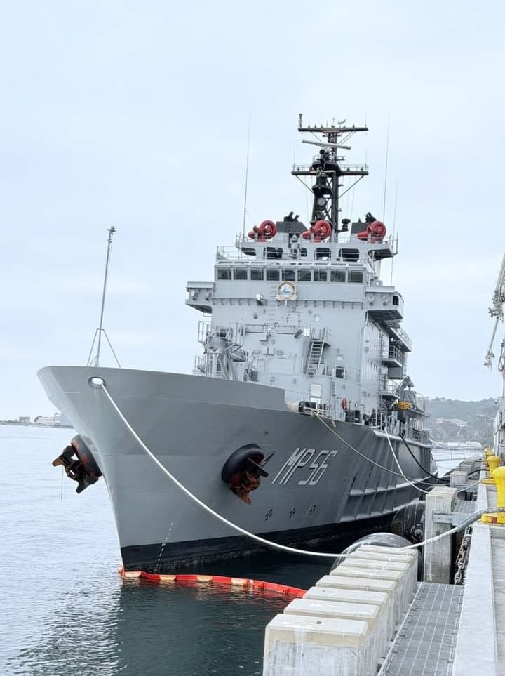 한국 건조 군함, 에콰도르 '마약과의 전쟁' 투입…운반선도 요격