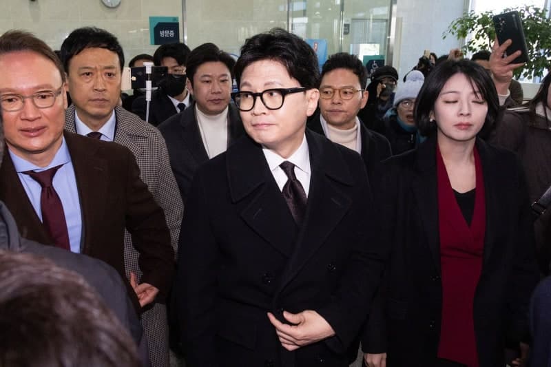 한동훈, 부산 북갑 보선 출마 공식화…3자 구도 격화