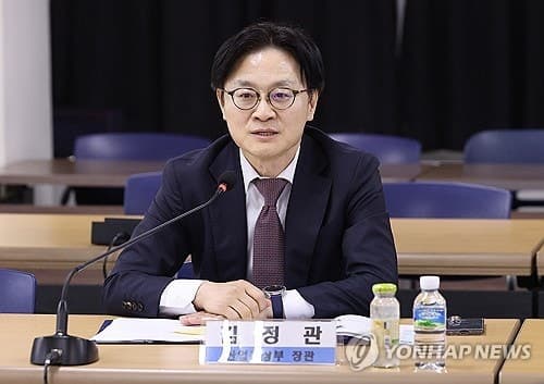 김정관 산업장관, "반도체·의료 마비 막아라" 중동발 석유화학 대란 '원천 차단' 나섰다