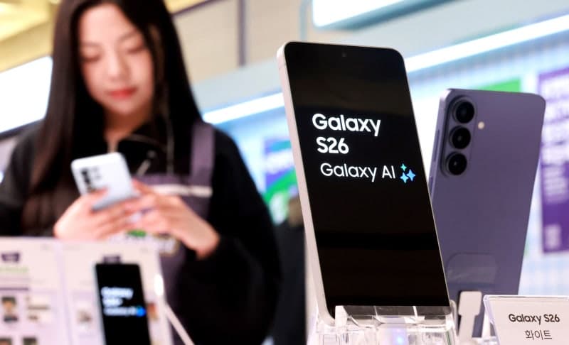 삼성, 1분기 스마트폰 1위 '재탈환'…애플과 2%P 격차