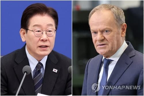 이 대통령, 폴란드 총리에 스마트워치·반려견 한복 망토 선물