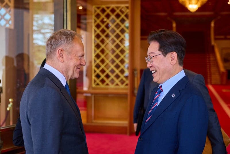 한-폴란드 정상회담, 방산 협력 강화 및 소고기 수입 논의 "李, 해결 약속"