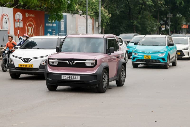 "기름값 무섭네" 고유가에 중고 전기차 판매 '쑥'…거래량 49% 급증
