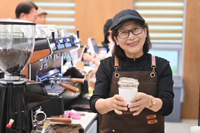 하남시, 1582억 투입 '전 생애 노인복지' 구축…교통비 16만원·독감접종 확대