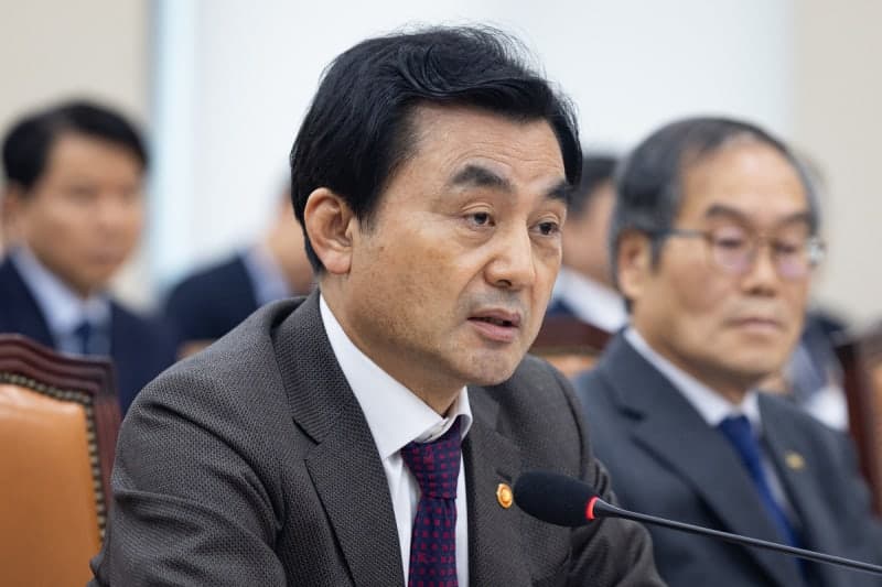 안규백 "중동 전쟁 종전 후 호르무즈 軍 투입 검토 중…상선 보호 위해 다국적군 참여"