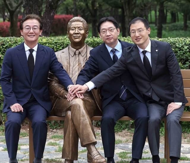 與 김경수·전재수·김상욱 "부울경 메가시티 즉시 복원" 선언