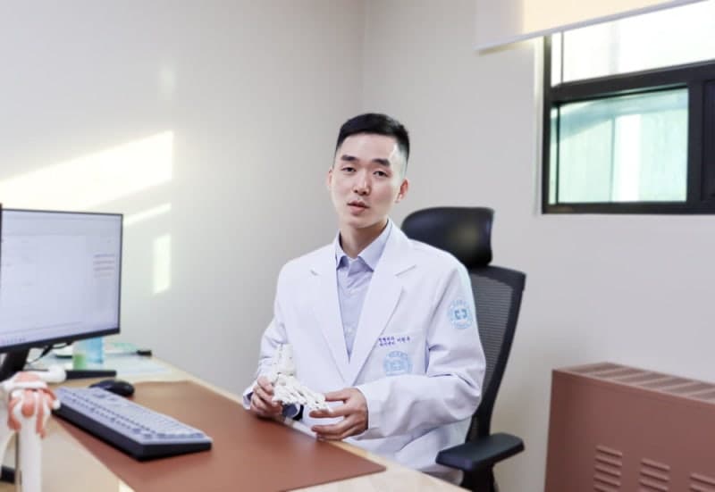 무지외반증 치료 미루면 걸음걸이 변형…흉터 없이 다음 날 걷는 '4세대 수술'