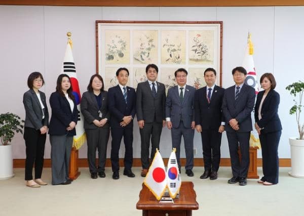 여중협 지사 권한대행, 일본 돗토리현 대표단과 관광·체육 협력 확대 논의