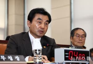 안규백 "종전 후 호르무즈에 軍 투입 대비…상선 보호 위해"