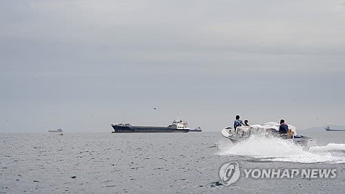 中, "美 호르무즈 역봉쇄" 비난…"위험하고 무책임한 행동"