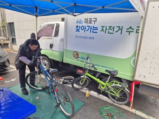마포구, “봄철 자전거 수리는 마포구와 함께” 찾아가는 수리센터 11월까지 운영