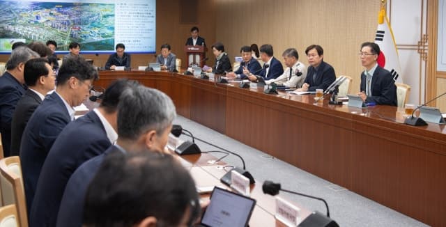 경북도, '대구경북 행정통합' 전략 재정비 착수…의지 재확인